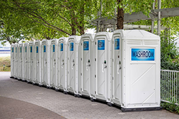 Portable Toilet Options We Offer in Fair Grove, MO