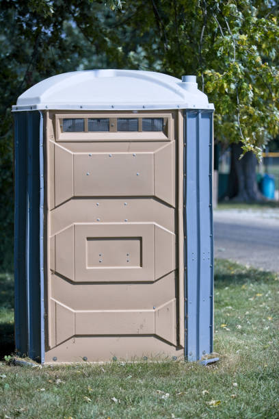 Best Porta potty delivery and setup  in Fair Grove, MO